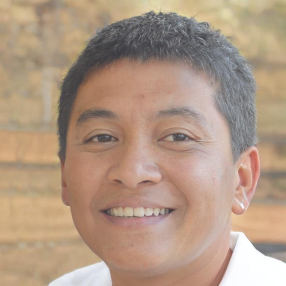 Consultor financiero especializado en crecimiento empresarial